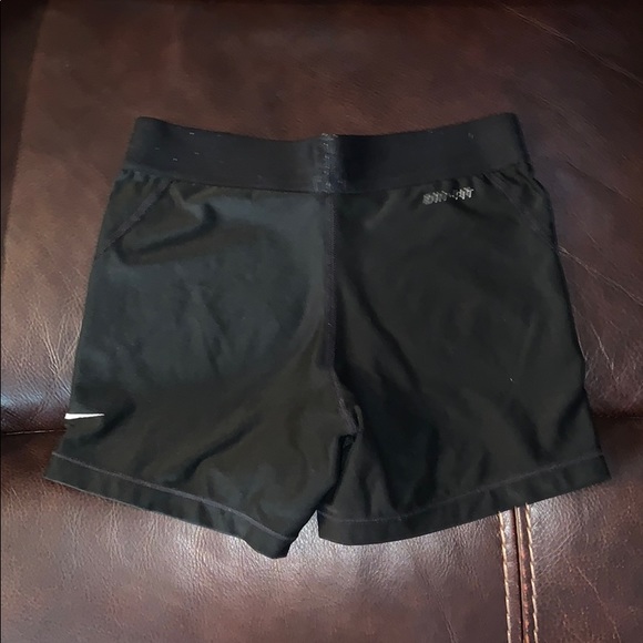 Nike pros - Picture 2 of 2